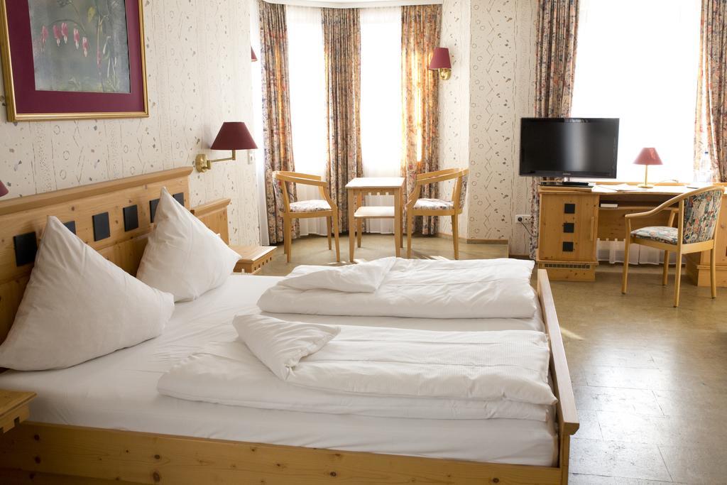 Hotel Hirsch 로텐베르크안데르붐메 외부 사진